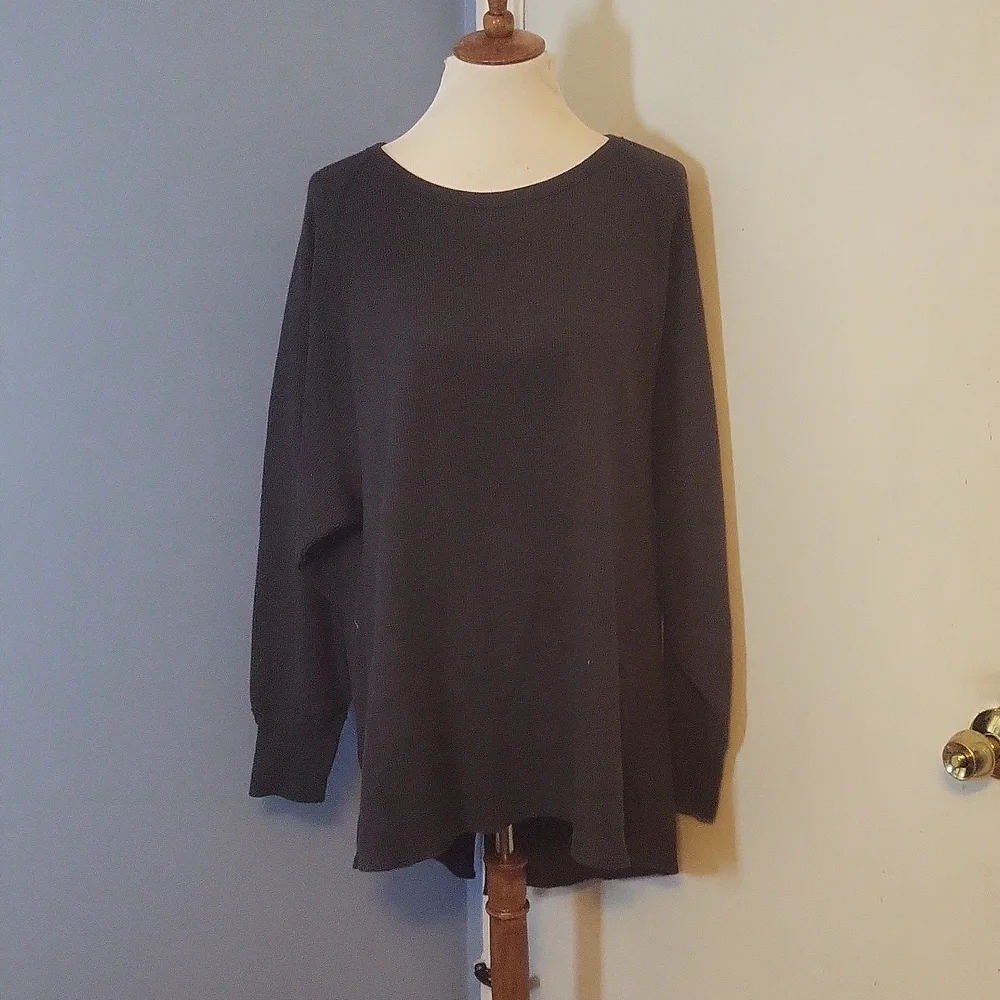 We The Free People Solid Black Waffle Knit Top Large Oversized A Line Swing - Picture 1 of 7